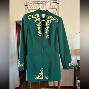 Chic Green Women's Blazer with Gold Embroidery